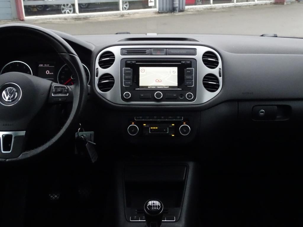 Volkswagen Tiguan 1.4 tsi cup edition pano | stoelverwarming | parkeer pakk