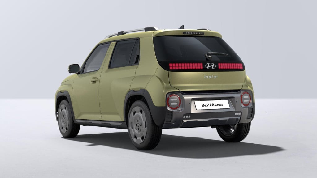 Hyundai Inster cross sky plus 49 kwh