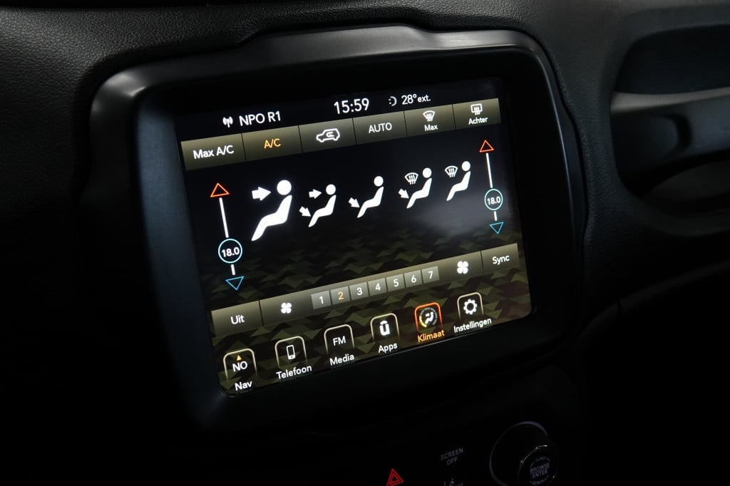 Jeep Renegade 1.3t | led | camera | cruise | pdc |