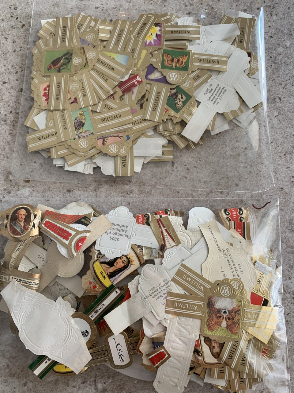 Diverse verschillende Sigarenbandjes.