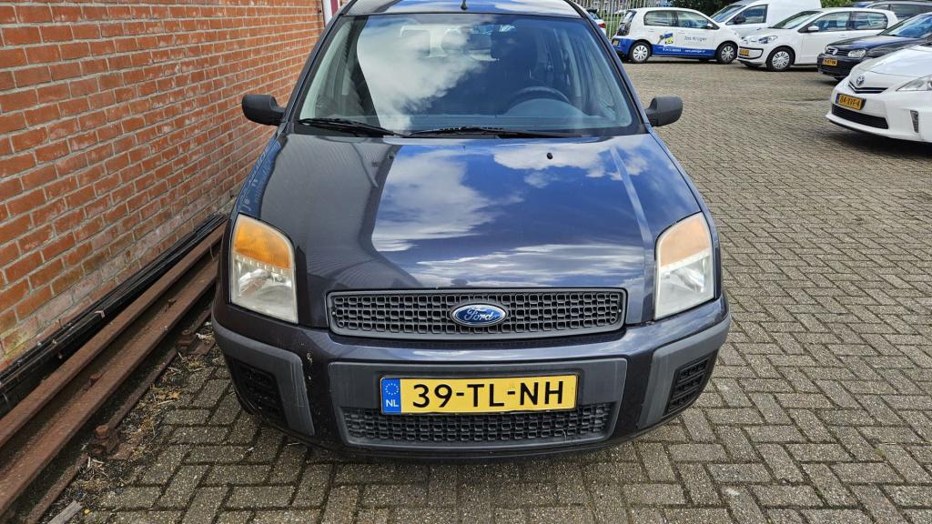 Ford Fusion 1.4-16v champion