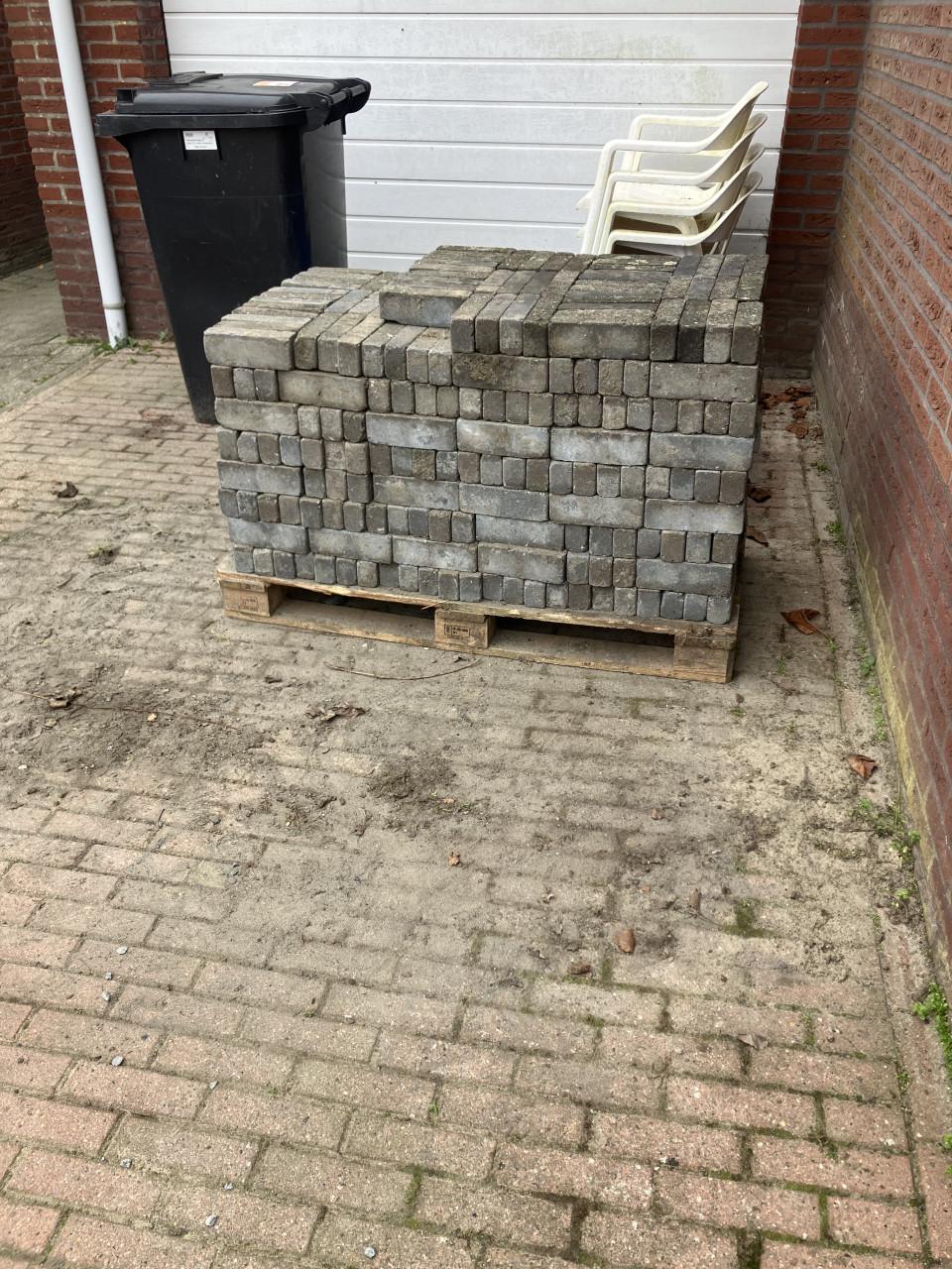 Steentjes gratis af te halen