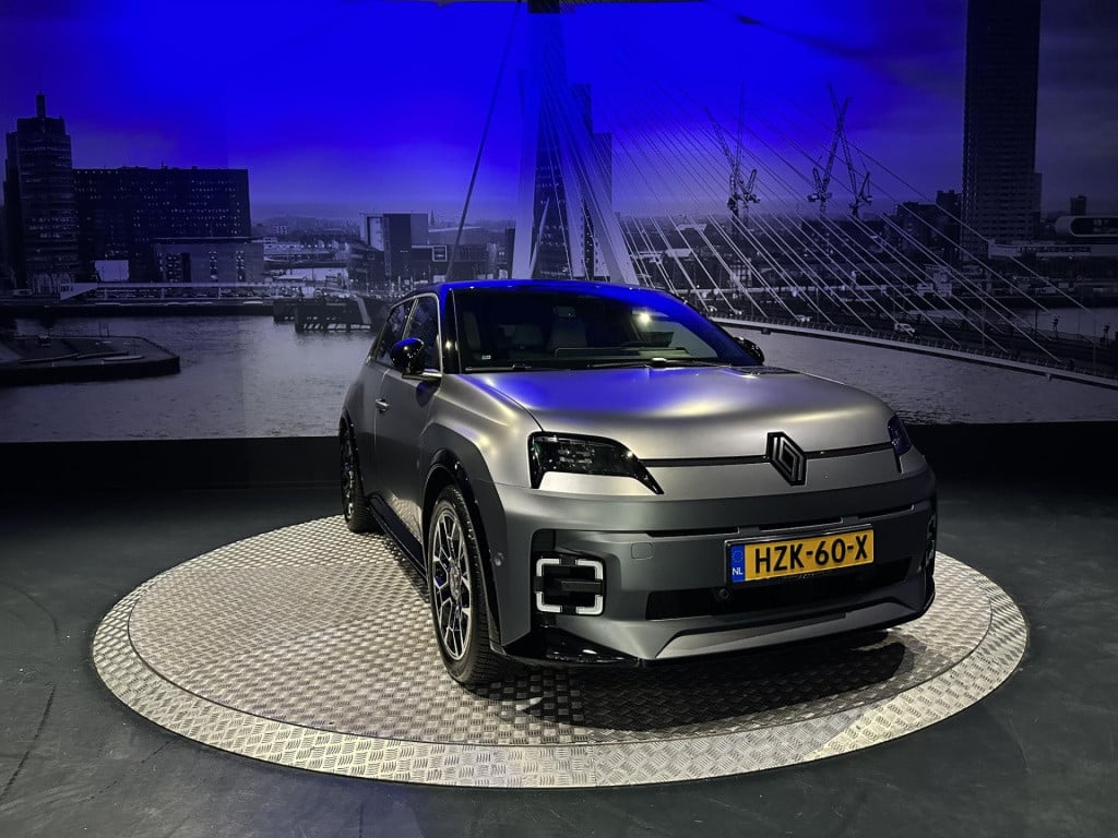 Renault 5 comfort range roland-garros 52 kwh *nl auto*harmankardon*acc*