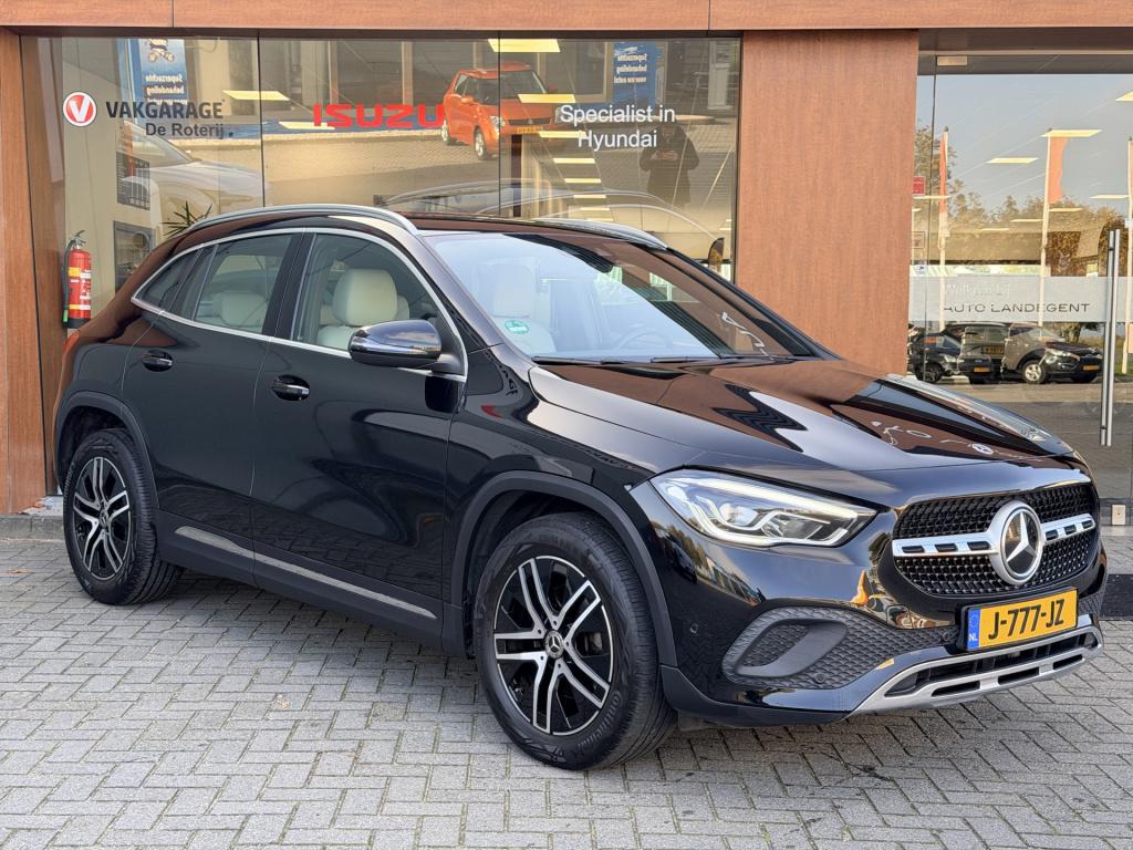 Mercedes-Benz Gla-klasse 200 business solution luxury