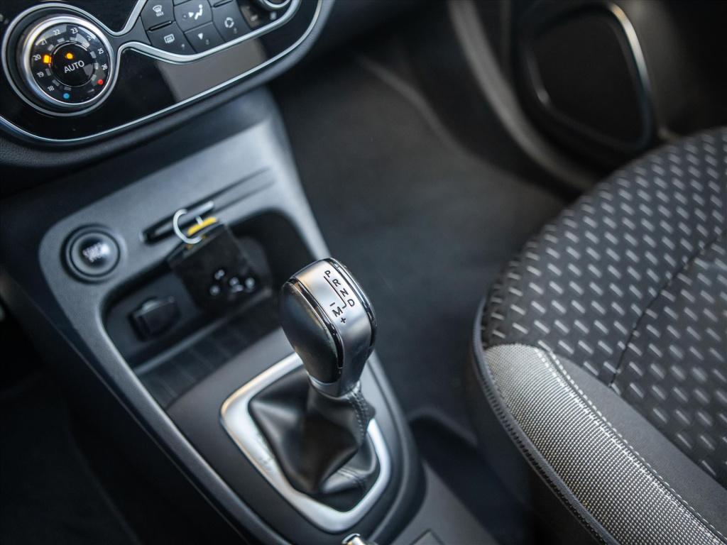 Renault Captur tce 150 intens automaat | trekhaak | pano dak | camera | par