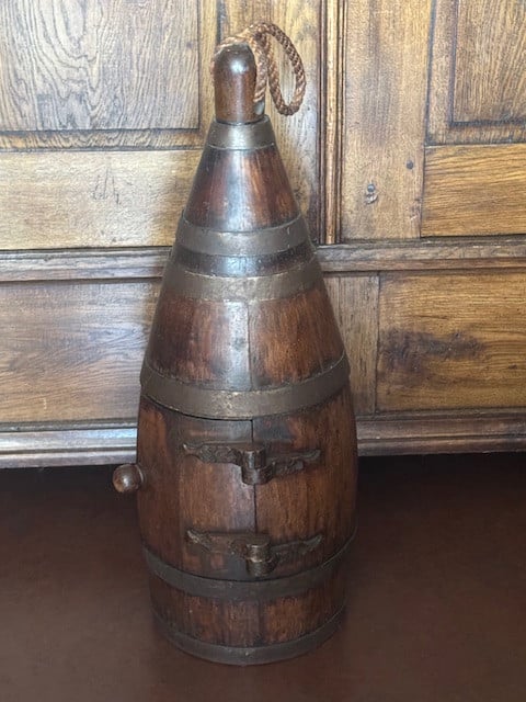 Antieke houten drijver.