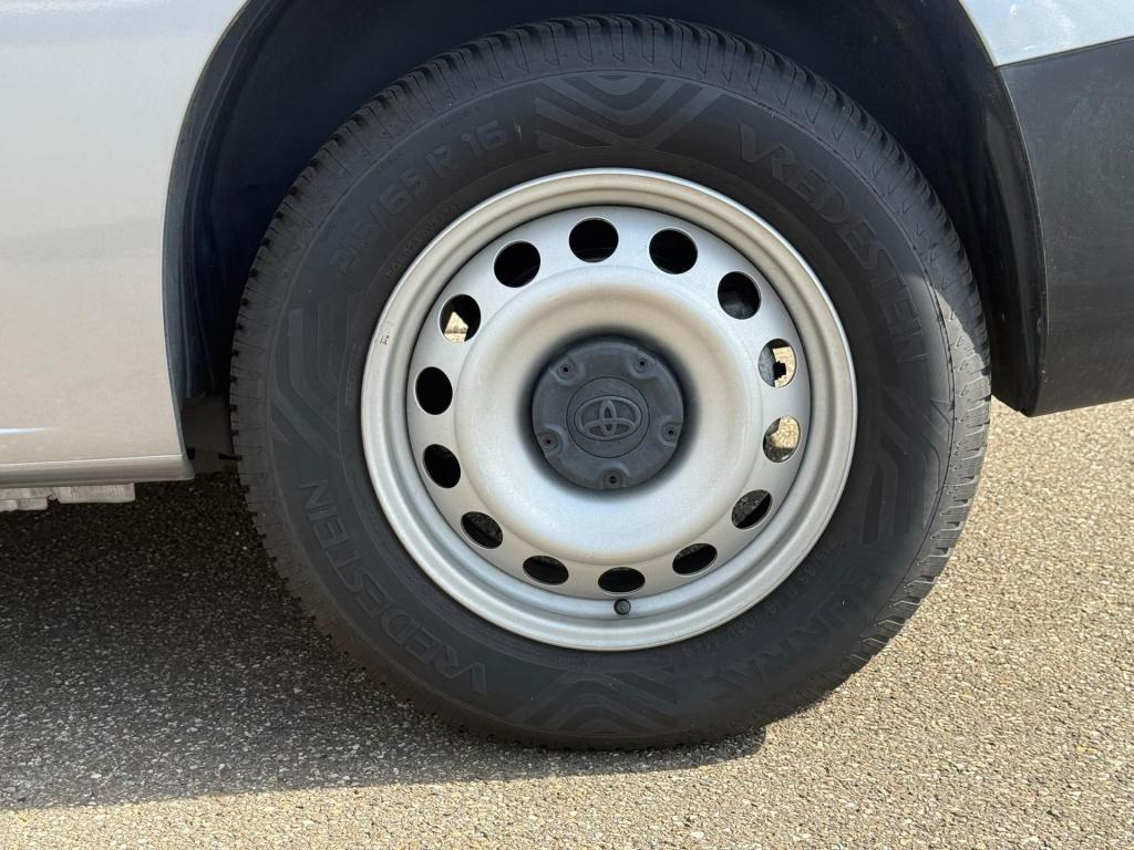 Toyota Proace city electric challenger 50 kwh