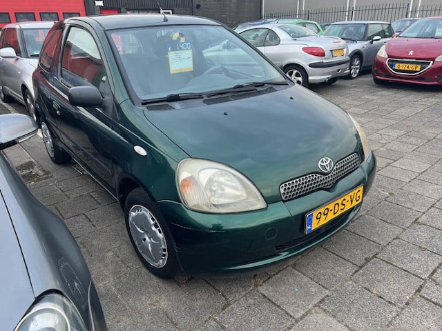 Toyota Yaris 1.0 - 16V, Vvti