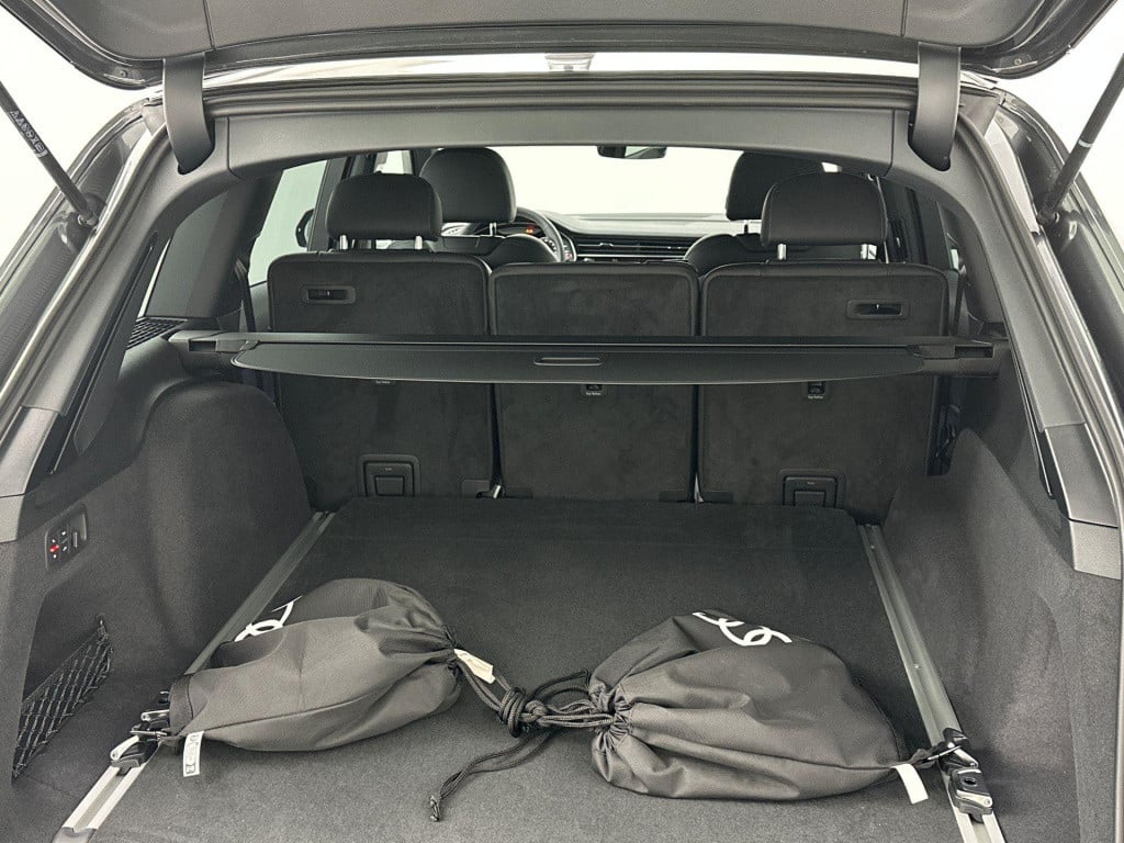Audi Q7 pro line s 55 tfsi e 290 kw / 394 pk suv 8 versn.