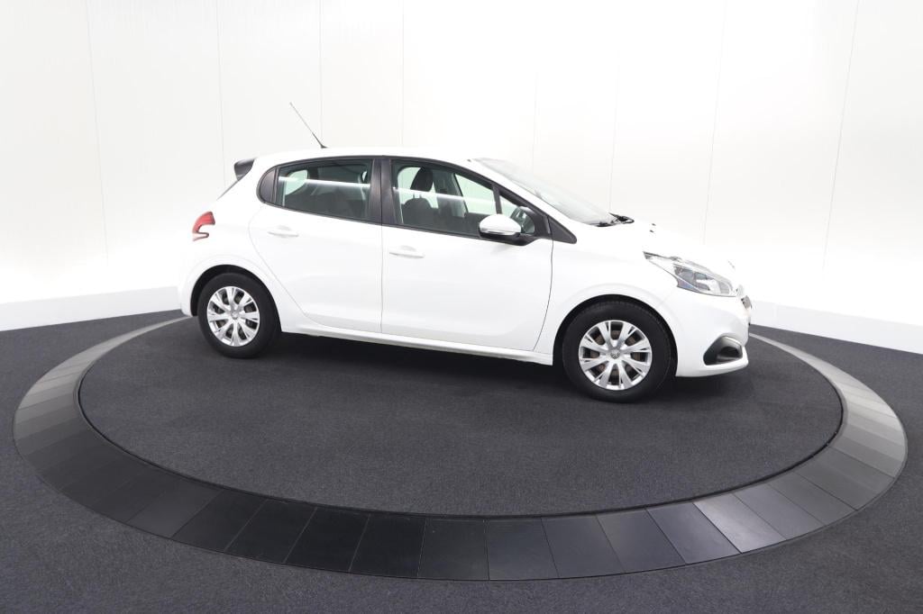 Peugeot 208 puretech 82 blue lion | apple carplay | parkeersensoren | navig
