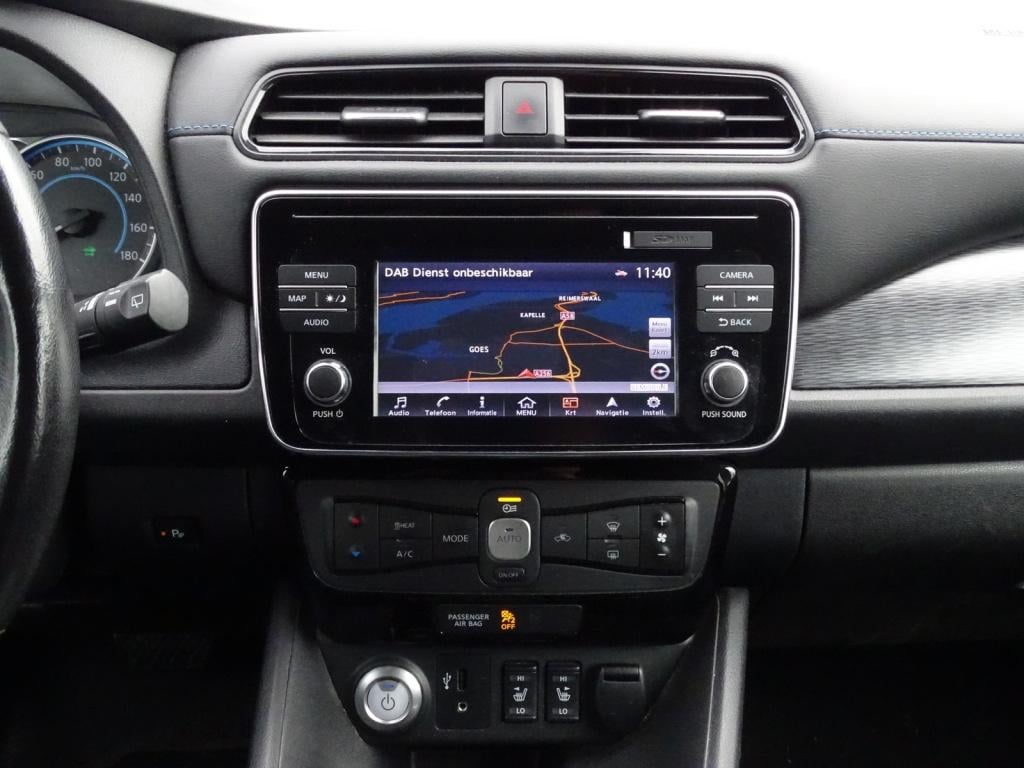 Nissan Leaf n-connecta 40 kwh | incl. btw | 360 camera