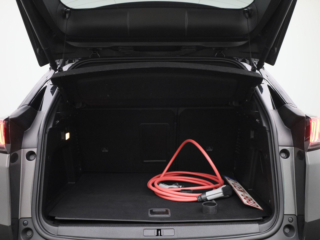 Peugeot 3008 1.6 hybrid 225 blue lease gt | panoramadak | leder | trekhaak 
