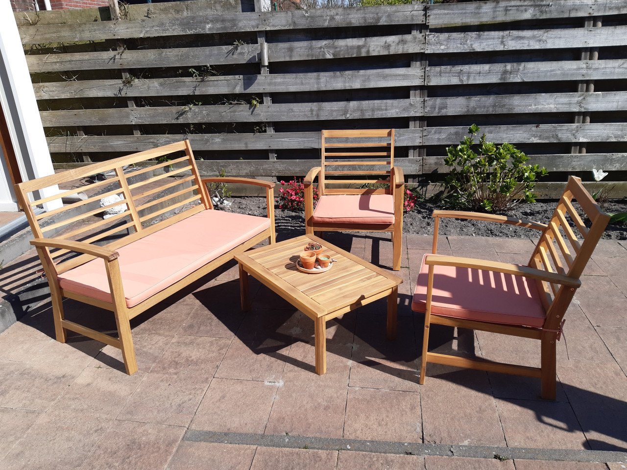 Tuinset loungeset houten acaciatuinset nieuw frisse kleur moederdag cadeau