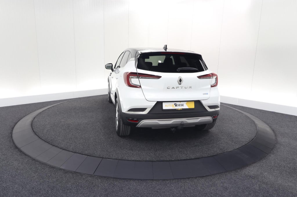 Renault Captur 1.6 e-tech plug-in hybrid 160 intens | trekhaak | camera | a