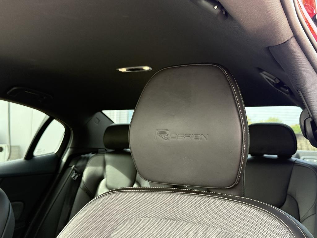 Volvo S60 2.0 t4 r-design 190pk | org. nl | top staat!