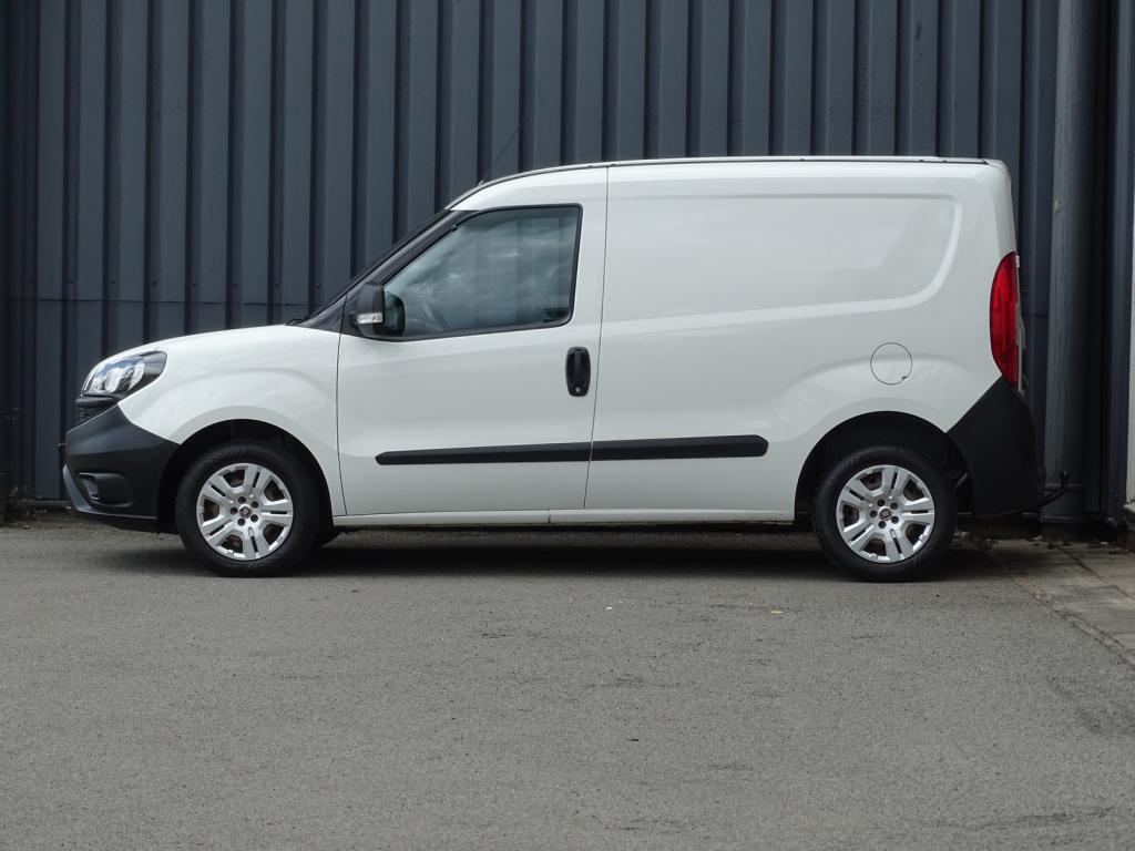 Fiat Doblo cargo 1.3 mj l1h1 actual | euro6 | airco | bluetooth | r-zijschu