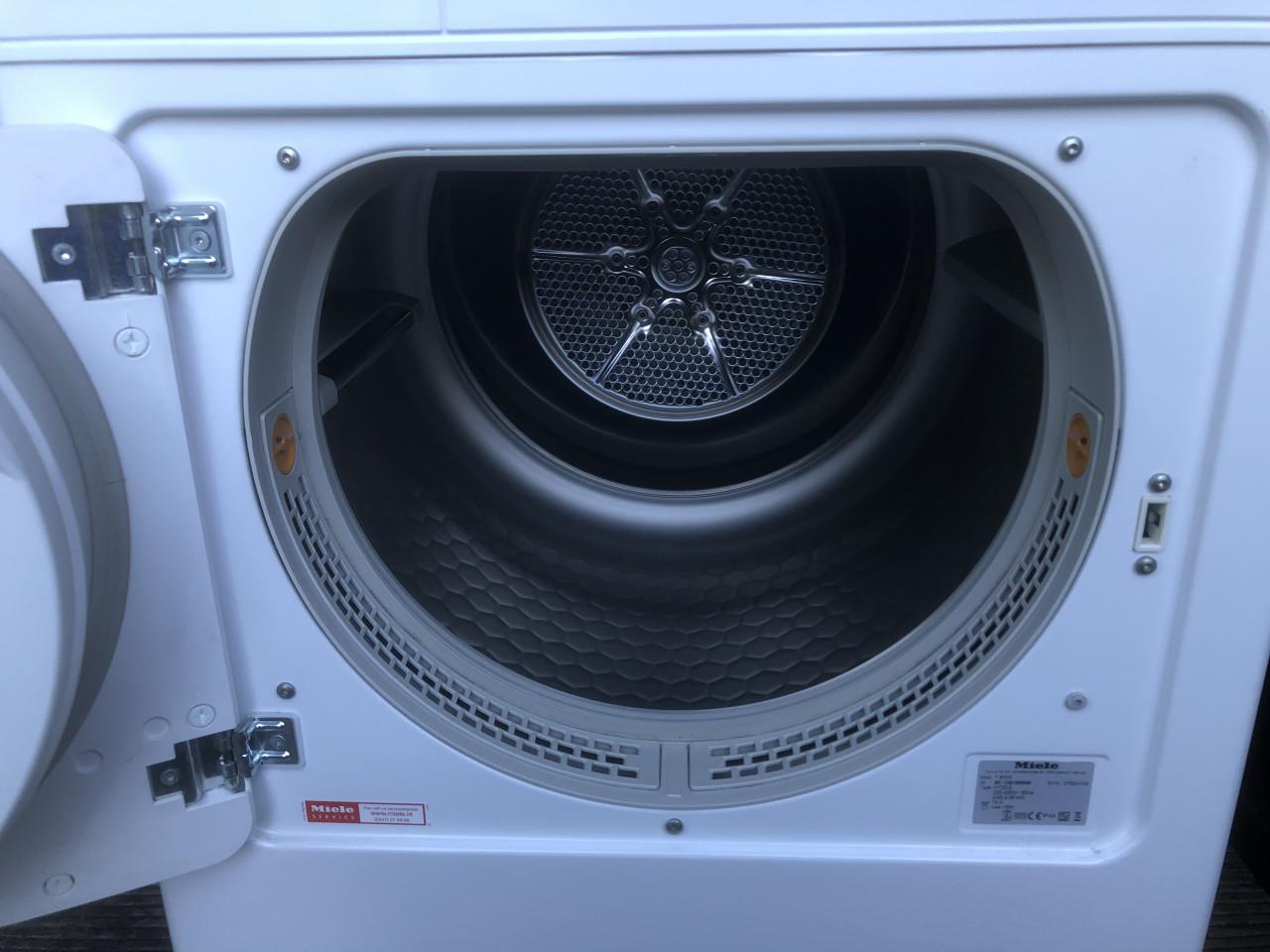 Nette Miele wasdroger T8703 (Softcare system)