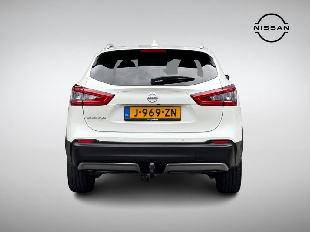 Nissan Qashqai 1.3 dig-t tekna automaat incl. trekhaak!