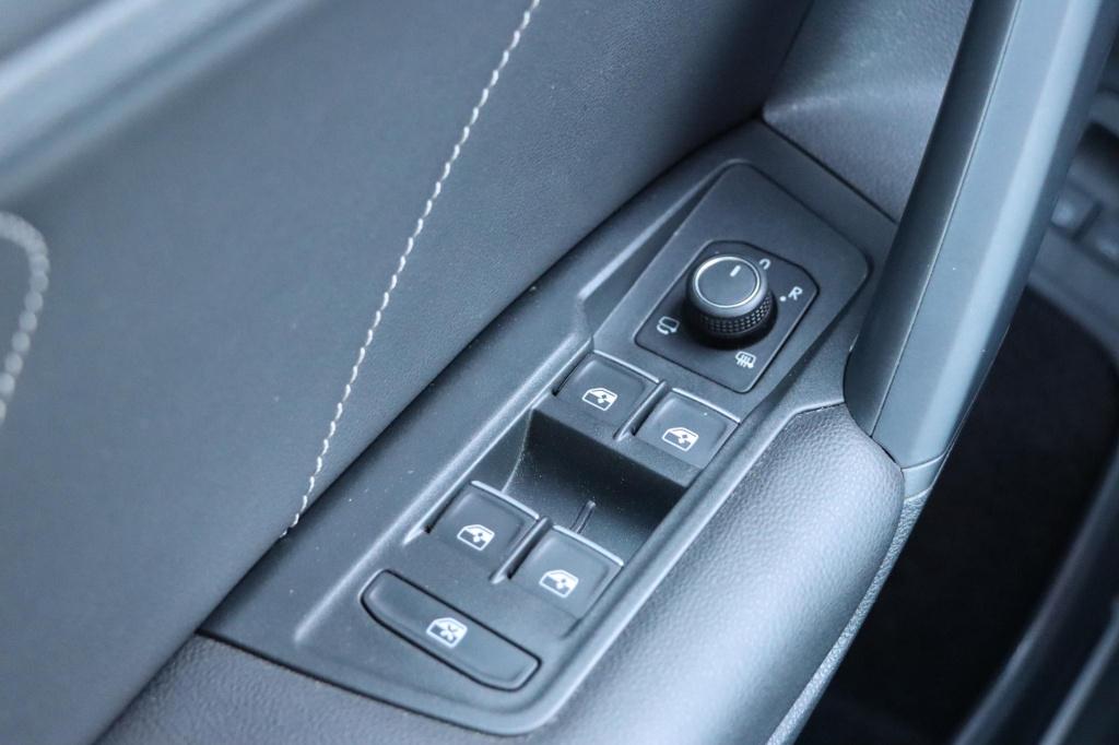 Volkswagen Tiguan 1.4 tsi ehybrid r-line business+ 245pk dsg6