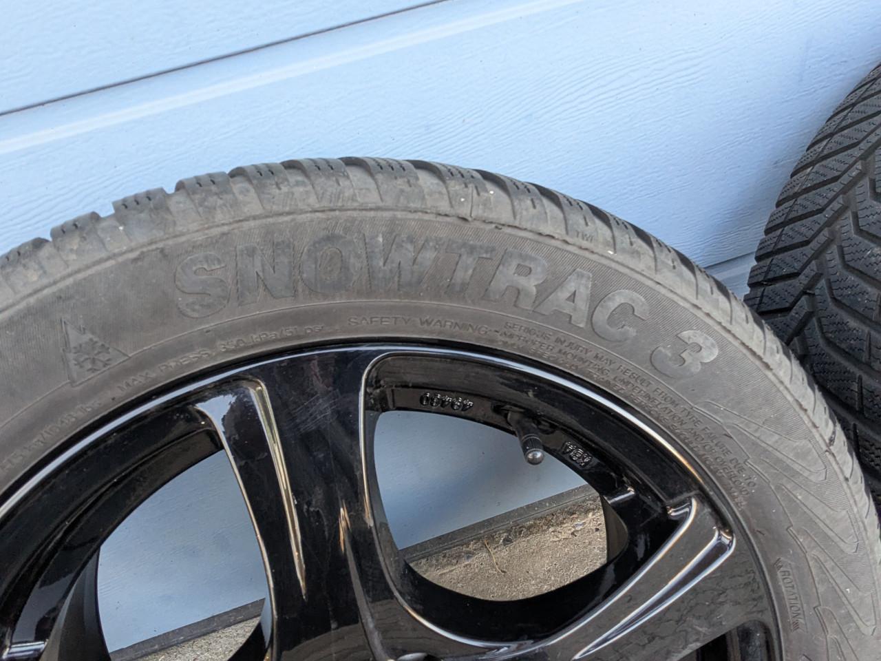 Winterbanden op LM velgen 195/50R15