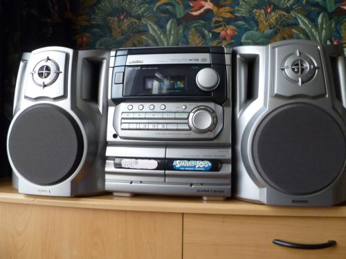 Aiwa stereo,set met een 3cd wisselaar