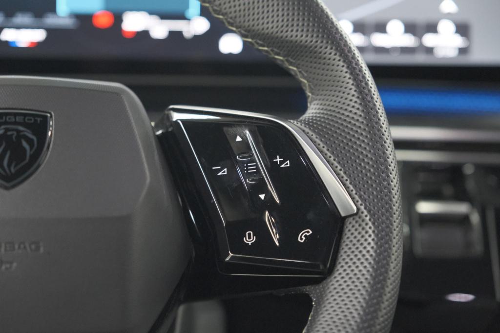 Peugeot 5008 1.2 hybrid 136 gt 7p | 360 camera | panoramadak | elektrische 