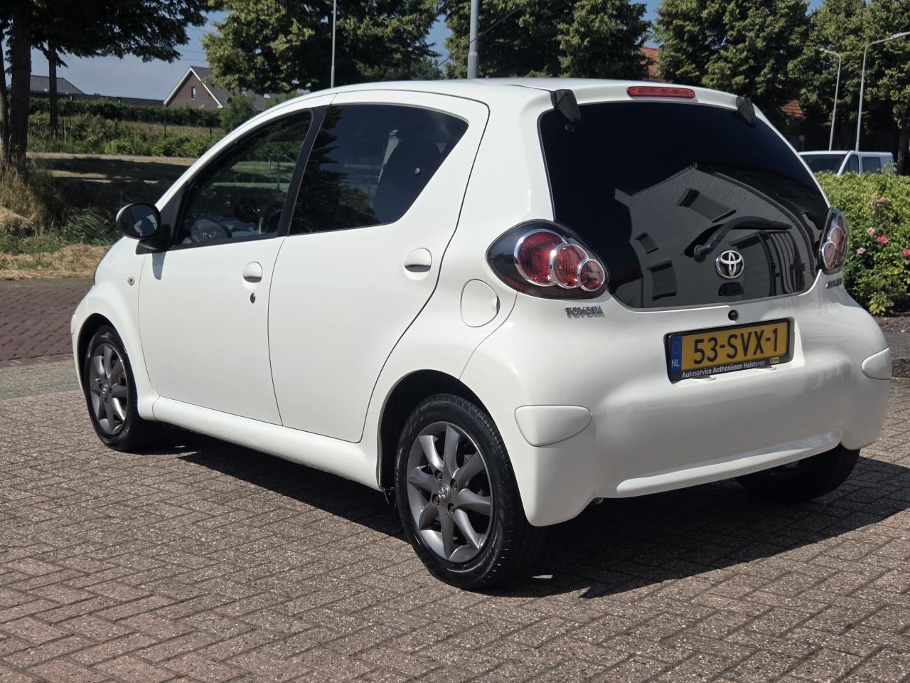 Toyota Aygo 5-Deurs | 2011 | NAP | IZGST | Airco | Dealeronderhouden