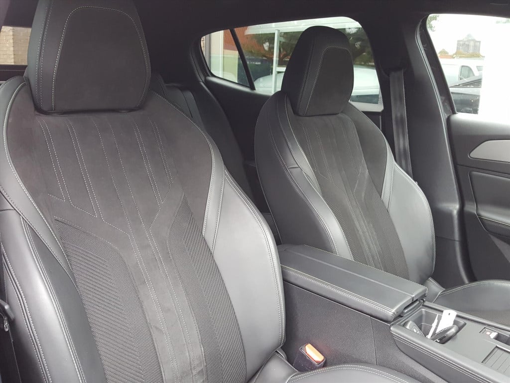 Peugeot 408 1.2 puretech 130pk eat8 gt | applecarplay & androidauto | cruis