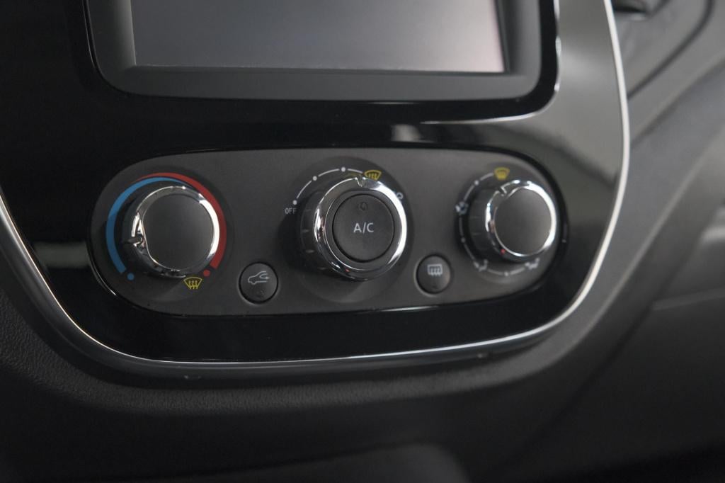 Renault Captur tce 90 limited | trekhaak | navigatie | parkeersensoren