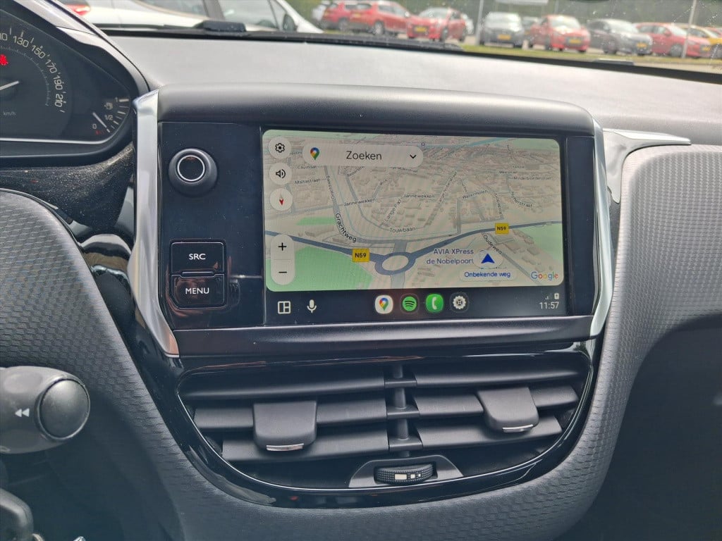 Peugeot 208 allure 1.2-110pk 5d (vol)automaat(eat6) navigatie | apple carpl