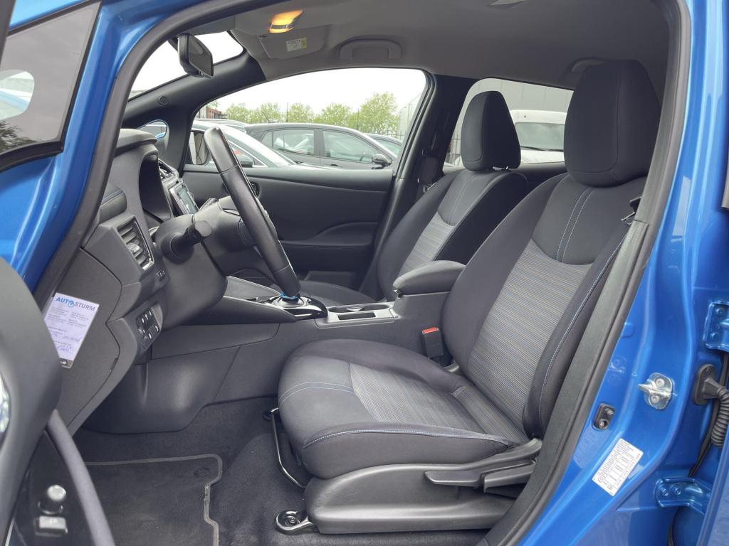 Nissan Leaf n-connecta 40 kwh soh 84% | navigatie | 360° camera | stuur- + 