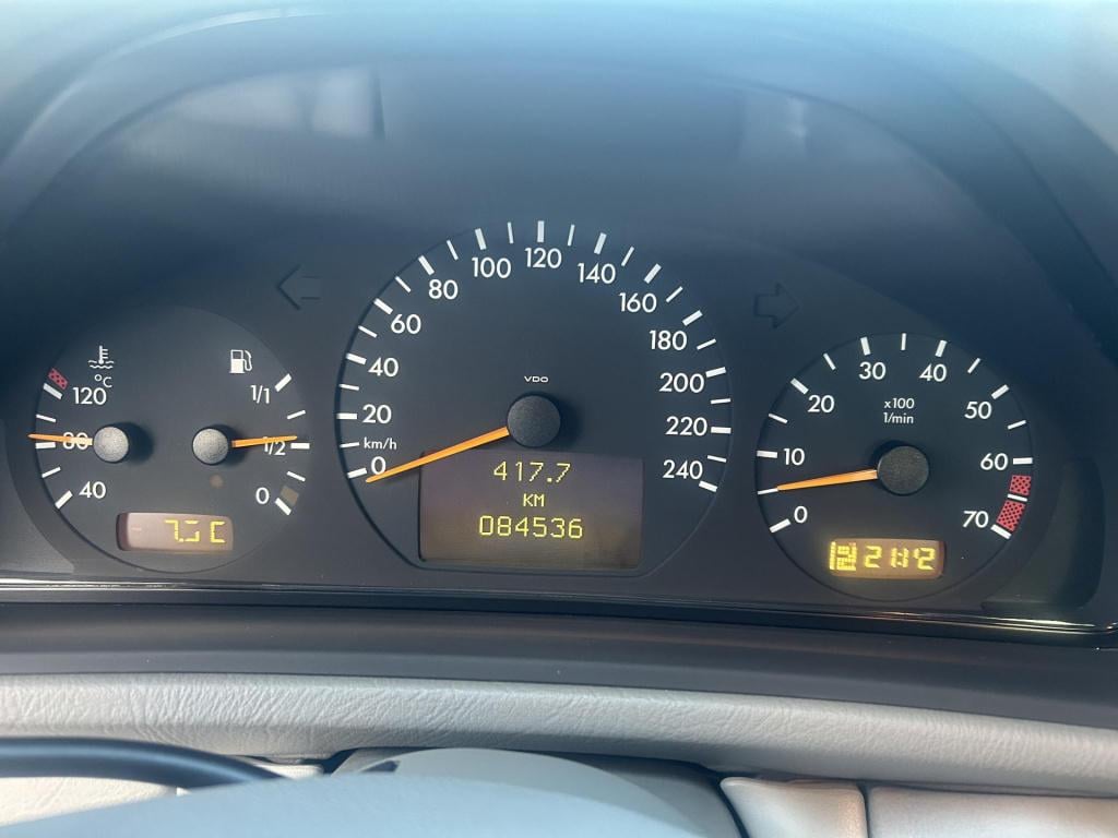 Mercedes-Benz Clk-klasse coupé 200 elegance youngtimer!