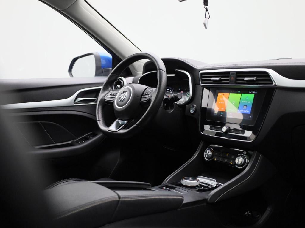 MG Zs Ev mg luxury 45 kwh
