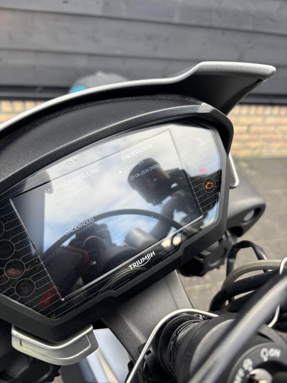 Triumph Street Triple 765 RS Matt silver (2018/10.000 KM)