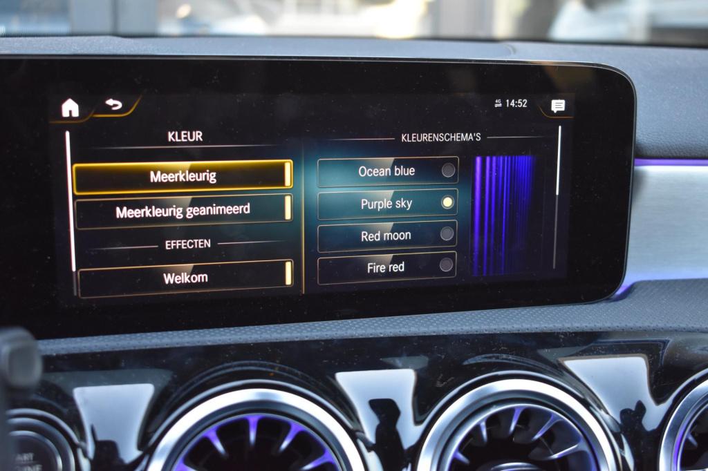 Mercedes-Benz A-Klasse 180 amg night | sfeerverlichting | apple carplay | c