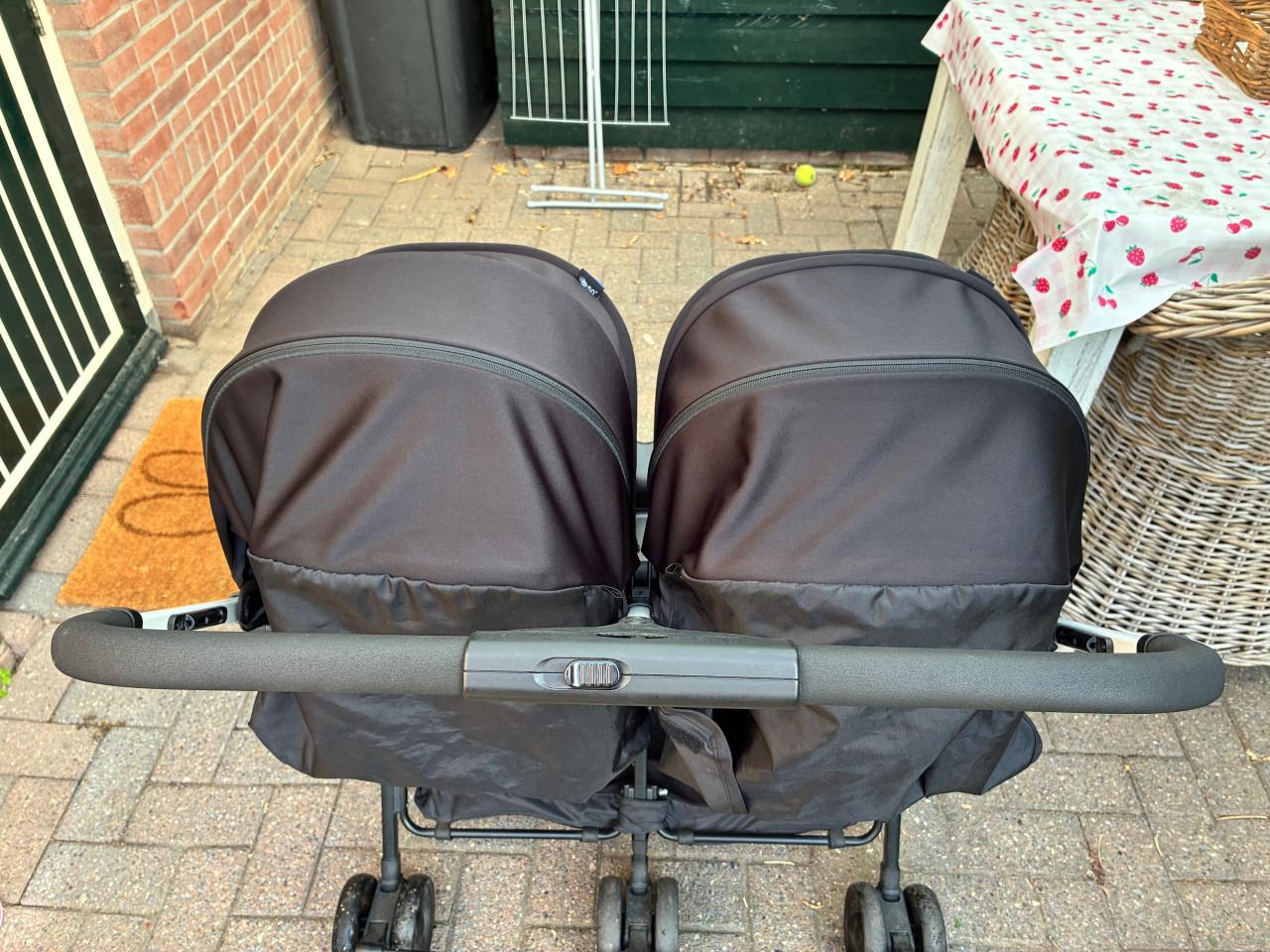 Chicco Twin Buggy – Ideaal voor een tweeling of twee kleintjes!