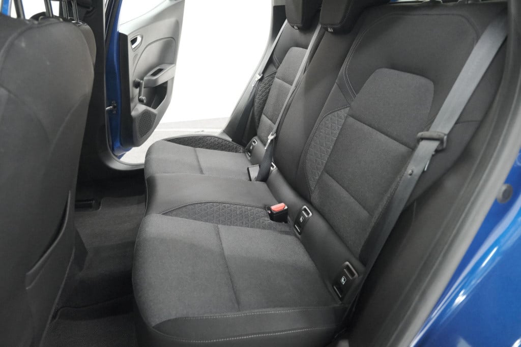 Renault Clio tce 90 zen | parkeersensoren | navigatie | apple carplay