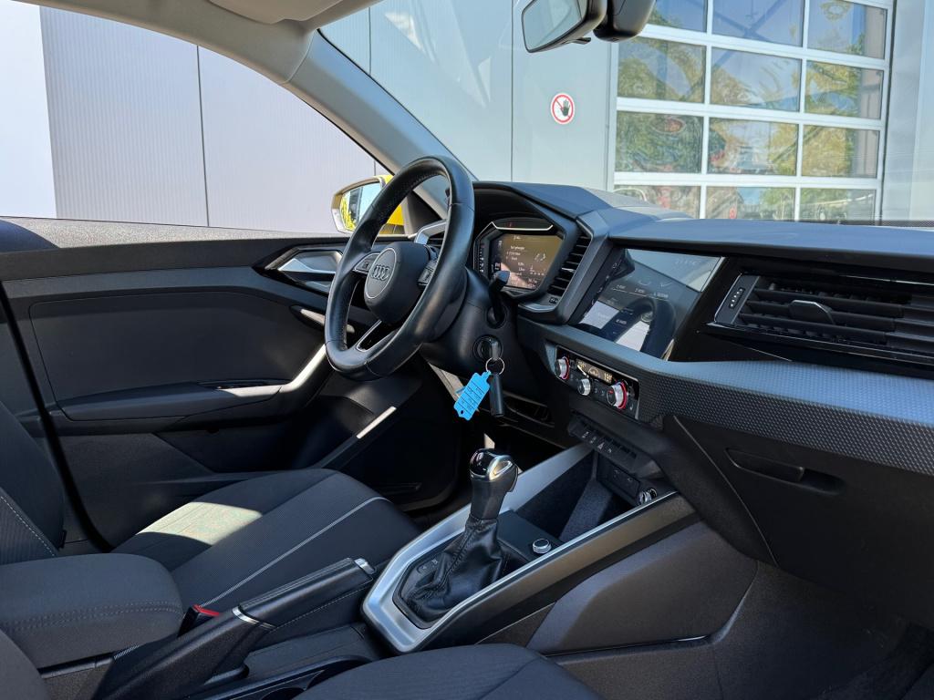 Audi A1 Sportback 25 tfsi s-edition * matrix led * stoelverwarming * adapti