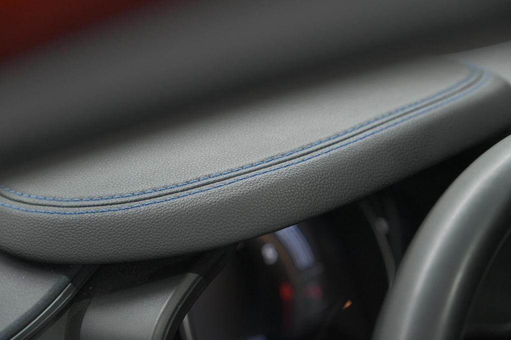 Renault Kadjar 1.3 tce 140 edc limited | trekhaak | allseason banden | stoe