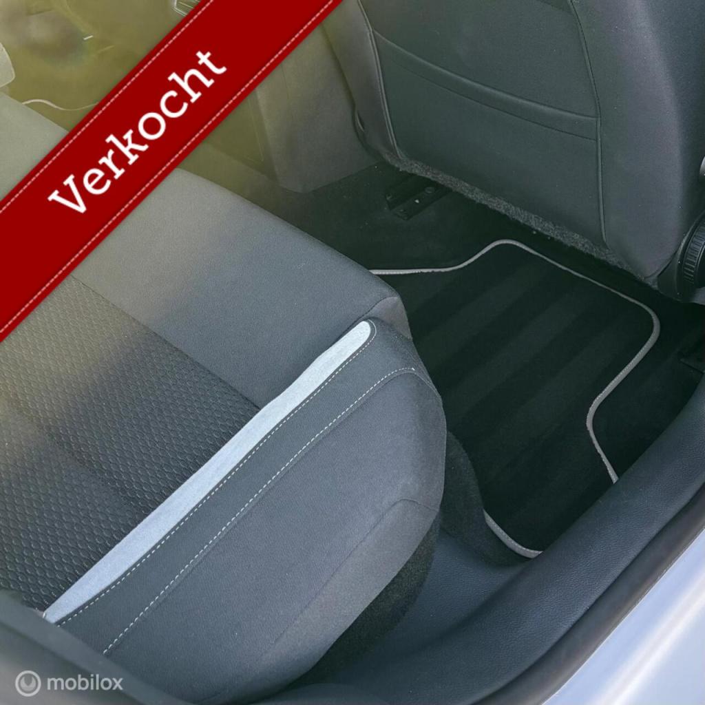 Volkswagen Golf 2.0 r 4-motion