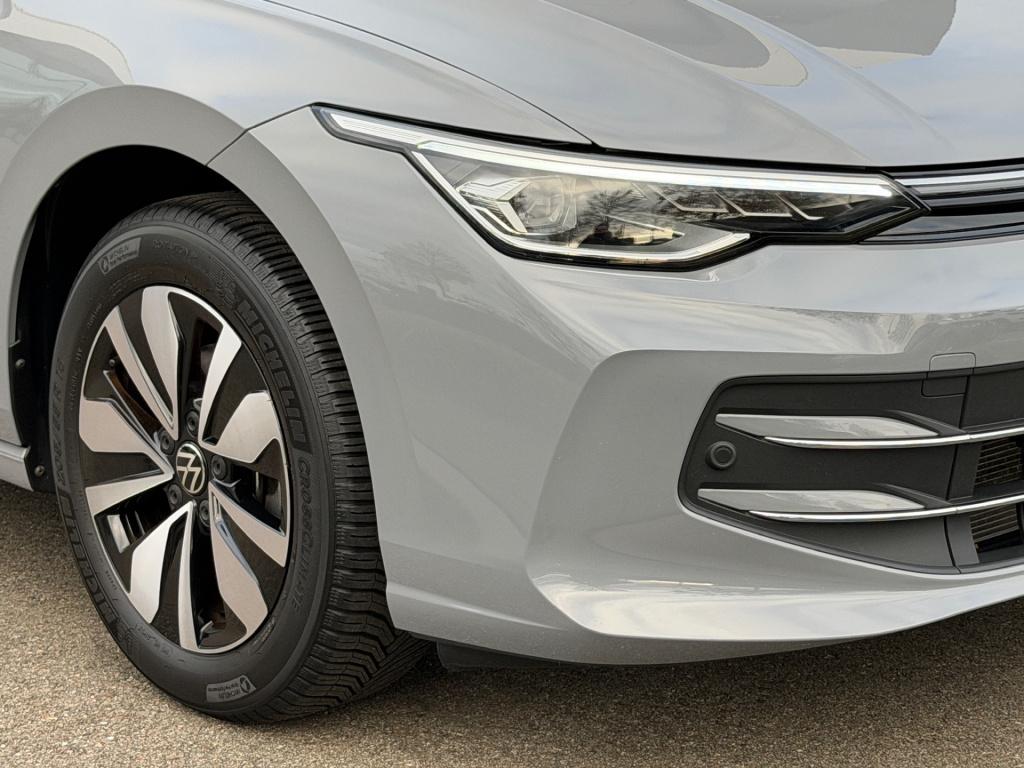 Volkswagen Golf 1.5 tsi 150pk goal | trekhaak | camera | dode hoek | rijkla