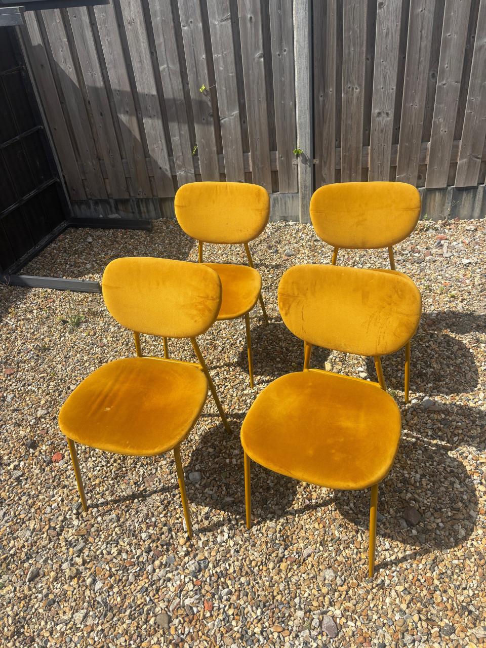 Diverse leuke eetkamerstoelen - zie foto’s