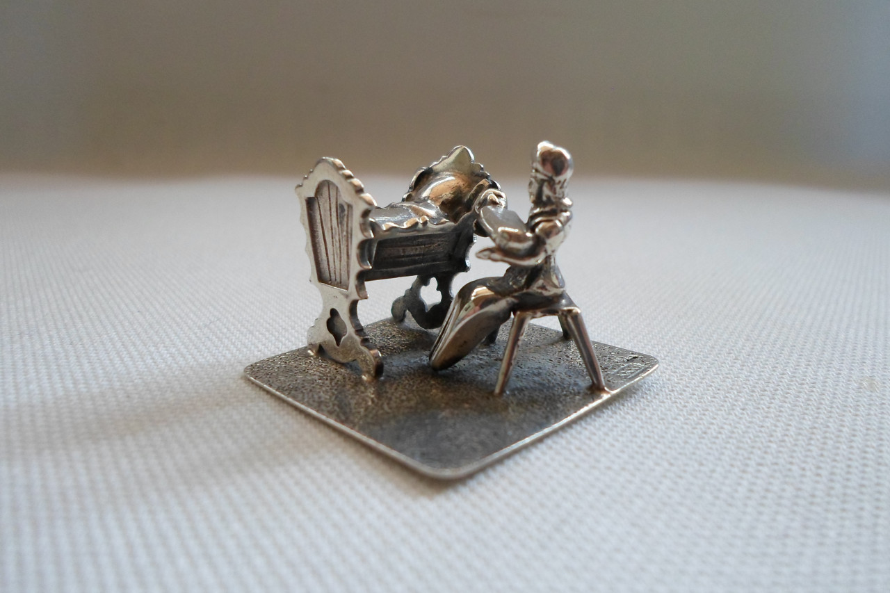 Zilver Miniatuur Vrouw Baby Wieg