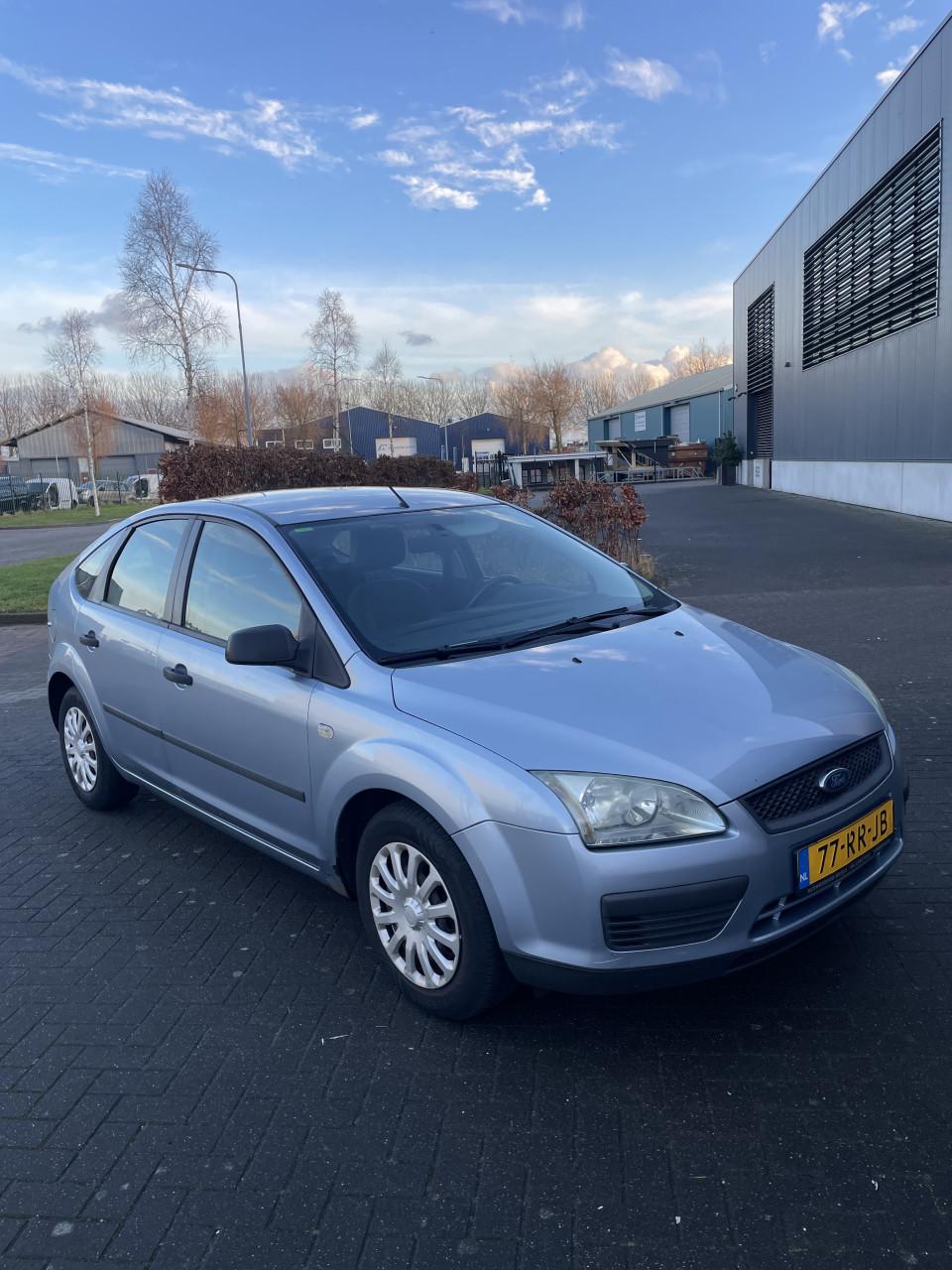 Ford Focus 1.4 59KW 5D 2005 Blauw | NAP
