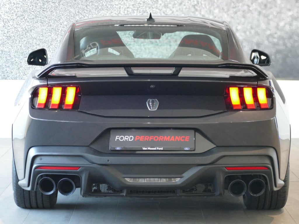 Ford Mustang fastback 5.0 v8 dark horse | direct uit voorraad | uniek |