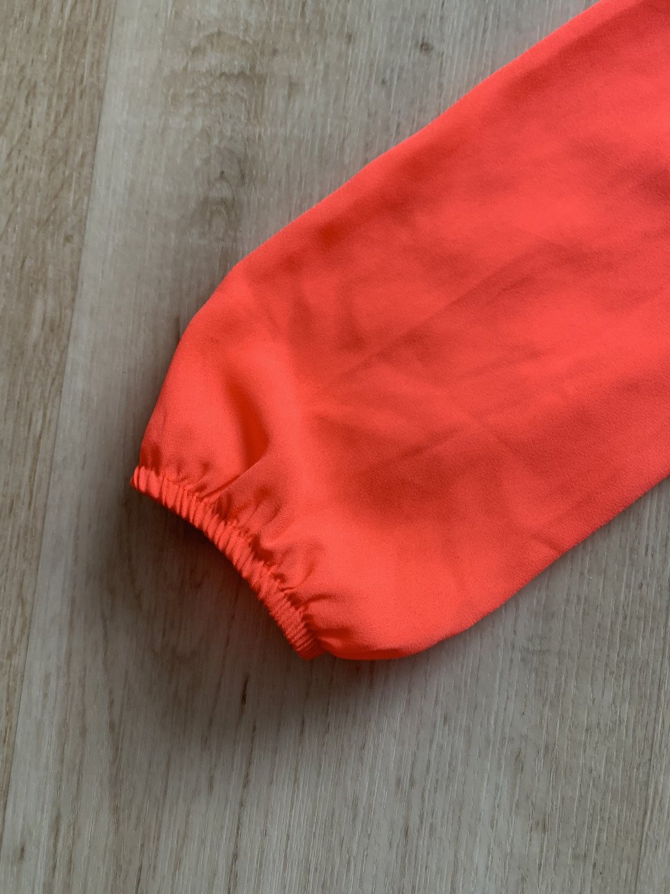 Neon oranje shirt maat 158