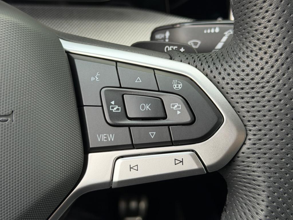 Volkswagen Golf 1.5 ehybrid gte 272pk | led iq light | trekhaak | head-up |