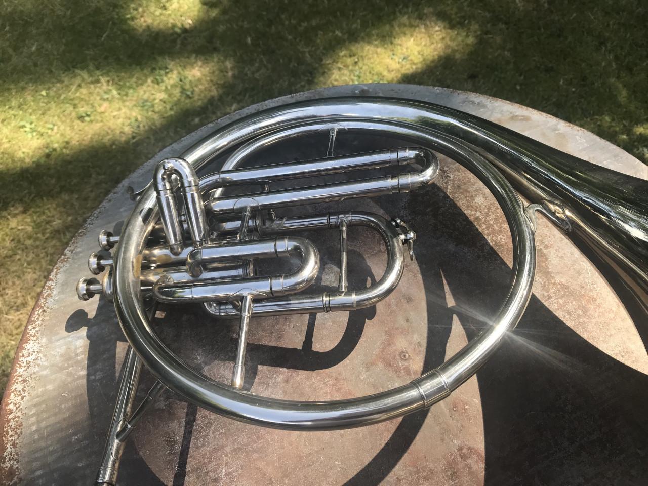 Franse hoorn ANTOINE COURTOIS PARIS