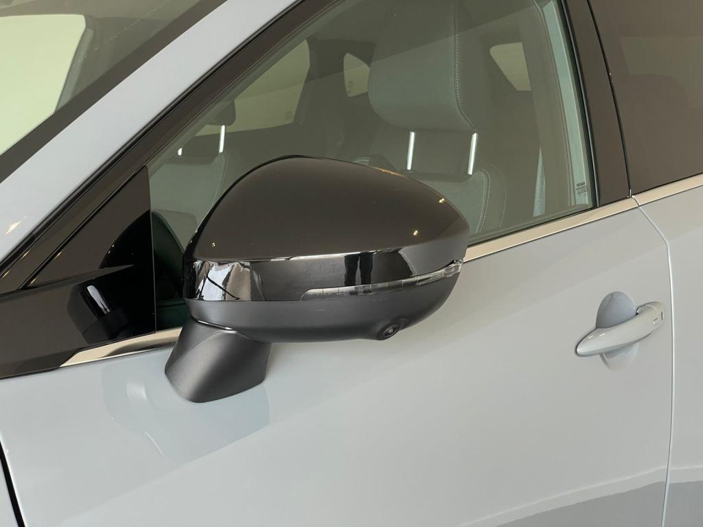 Nissan Qashqai 1.3 mhev xtronic n-connecta