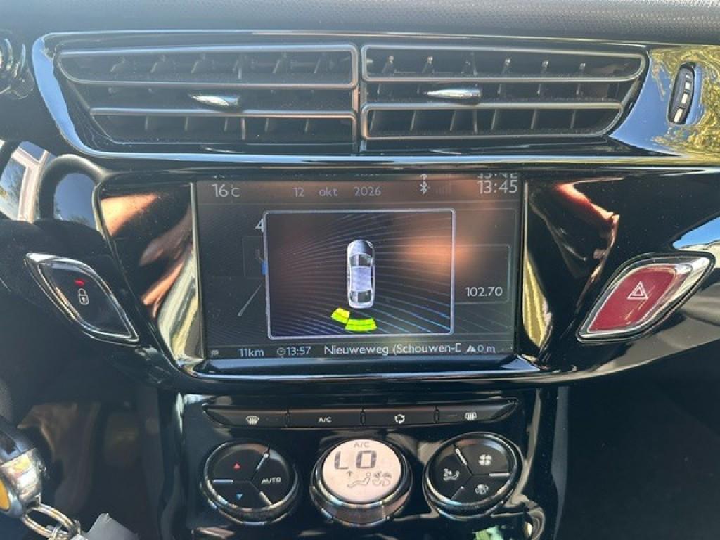 Citroen DS3 1.2 vti so chic, groot scherm navi cruise